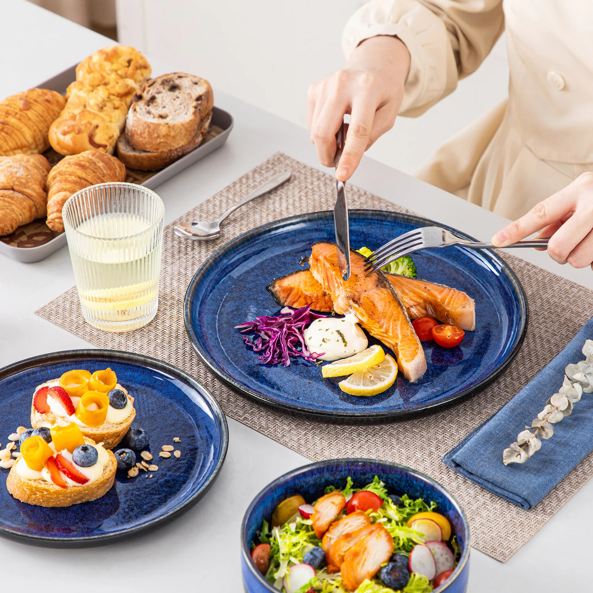 Vancasso Reactive Glaze Stoneware Ceramic Dinnerware Set Collection